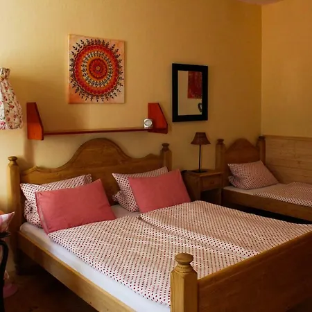 Mencl Guest house