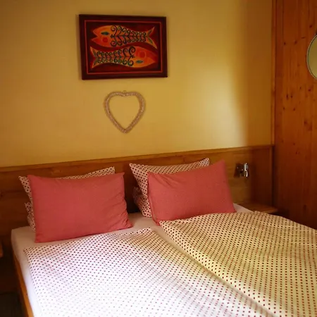 Mencl Guest house Chribska