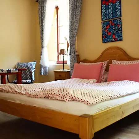 Mencl Guest house